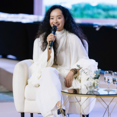 Nội Thất Khu Trình Diễn & Lounge Vietnam Wedding Week 2025 — Trung Dung Media, TP.HCM