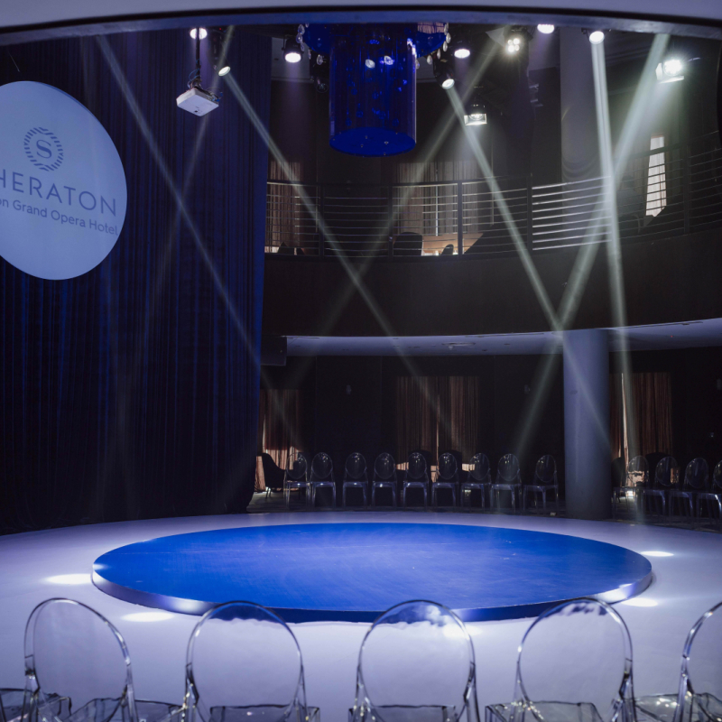 Nội Thất Khu Showcase Cưới Love at Altitude — Altitude 23, Sheraton Saigon Grand Opera Hotel